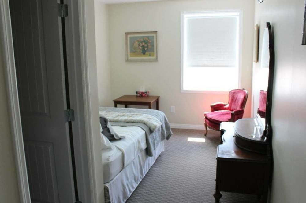 Honeycomb Bed & Breakfast Onanole Exterior foto